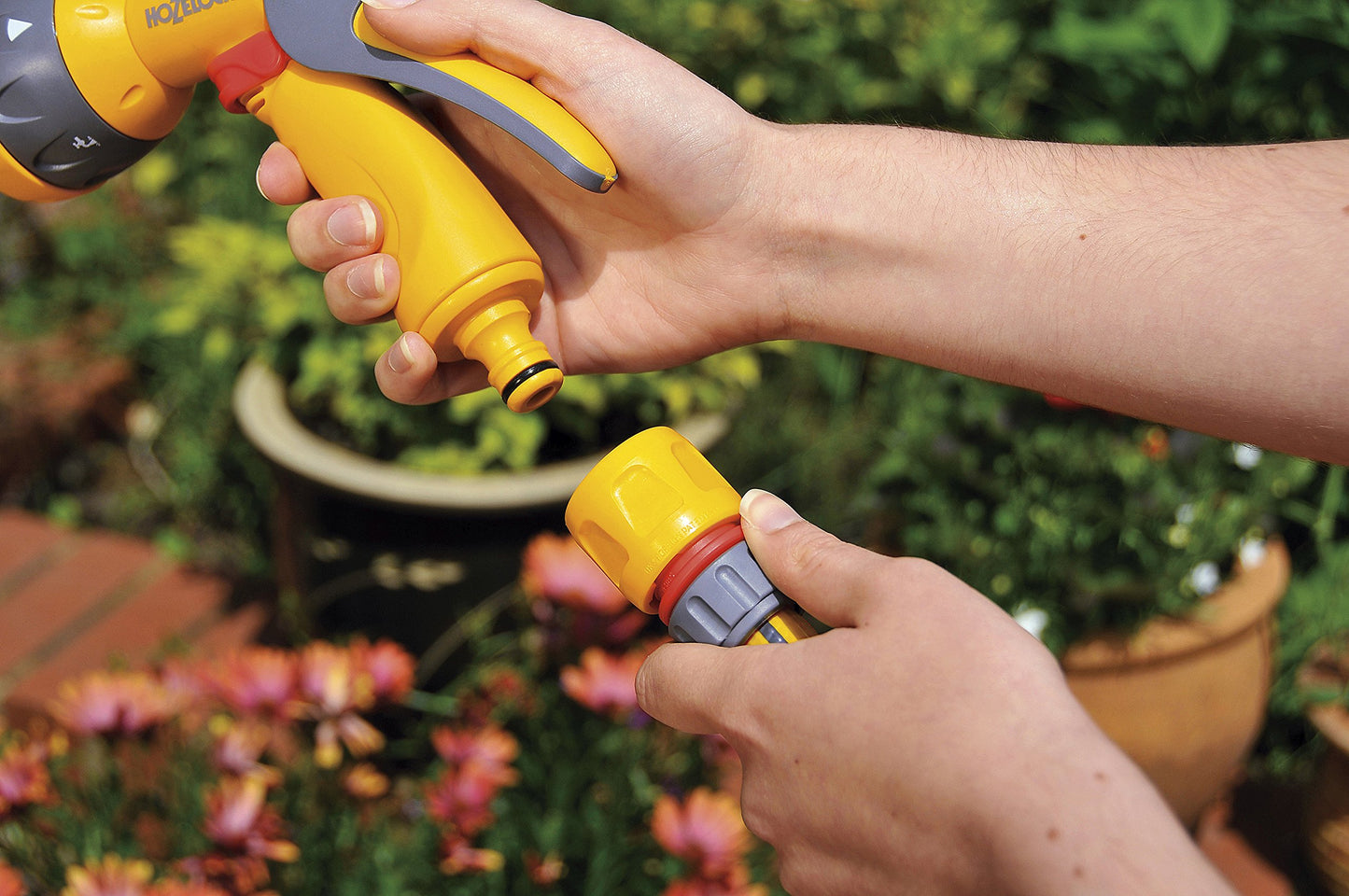 HOZELOCK - Aquastop Hose Connector ø 12.5mm - 15mm (1/2"- 5/8") : Aquastop, End of Hose Connector, Fits Quickly and Easily, Stops Water: Watertight [2185P9000], Grey, Orange, Red