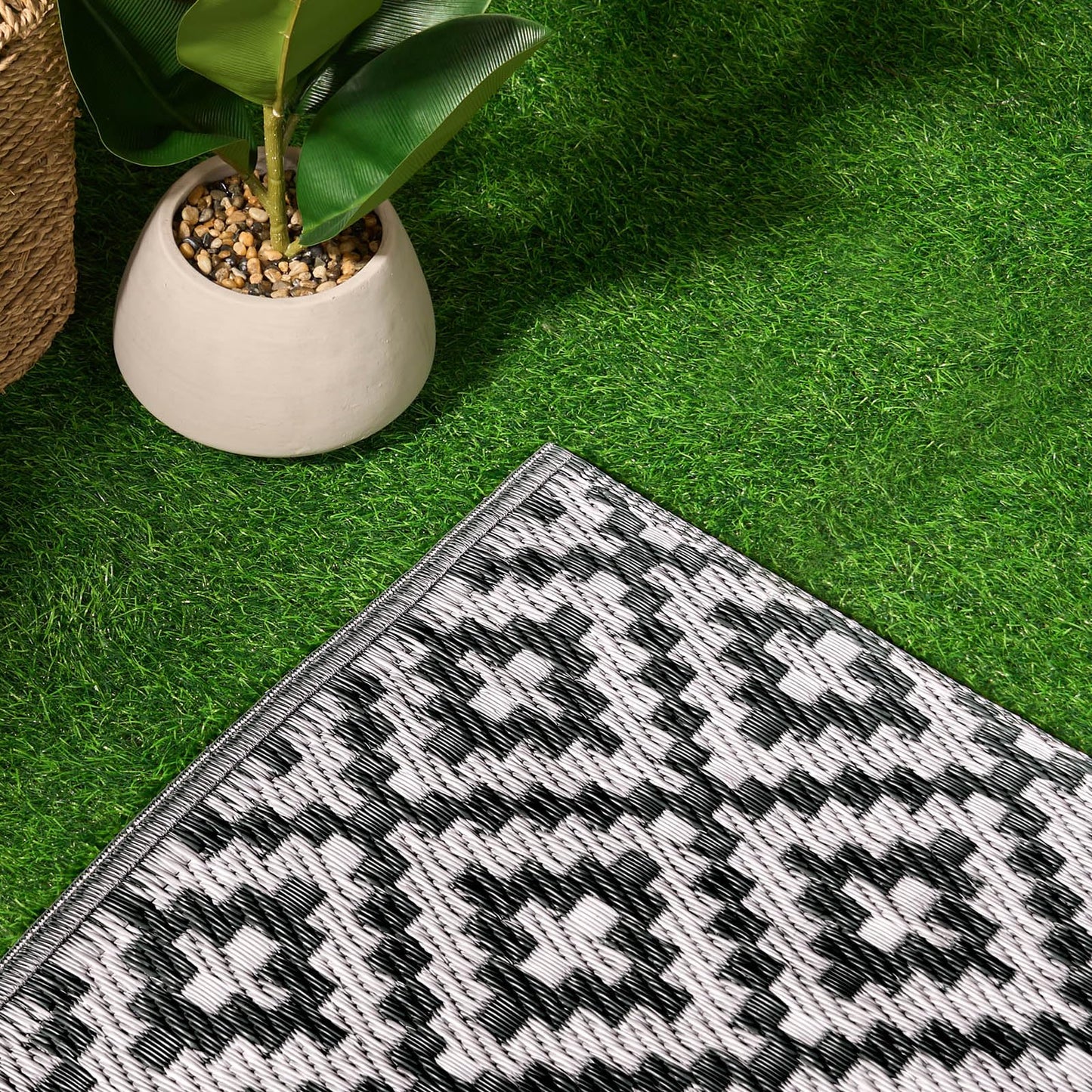 Dreamscene Outdoor Mats for Garden Rug Grey Geometric, Reversible Mat for Summer Garden Patio Decking Large Outdoor Rug Water Resistant Foldable Area Rugs Easy Storage, 80 x 150cm