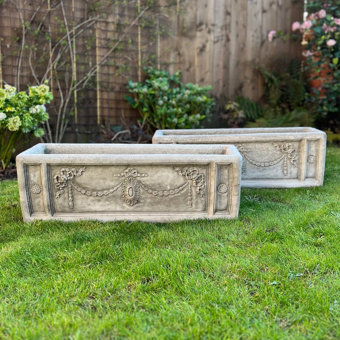 SET OF 2 LARGE DECORATIVE STONE TROUGH OUTDOOR GARDEN PLANTER PLANT POTS WITH DRAINAGE HOLE