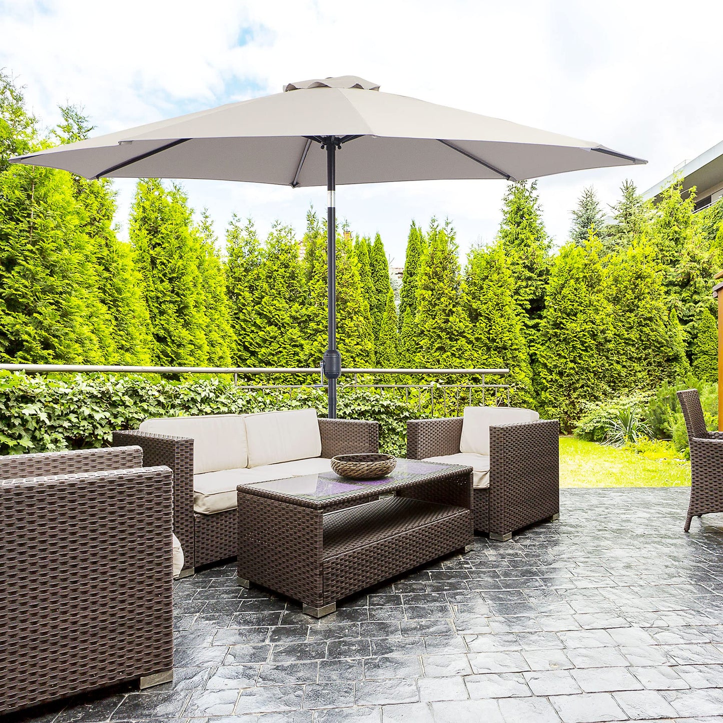 Outsunny 3(m) Garden Parasol Umbrellas, Outdoor Sun Shade with 8 Ribs, Tilt and Crank Handle for Balcony, Bench, Garden, Light Grey