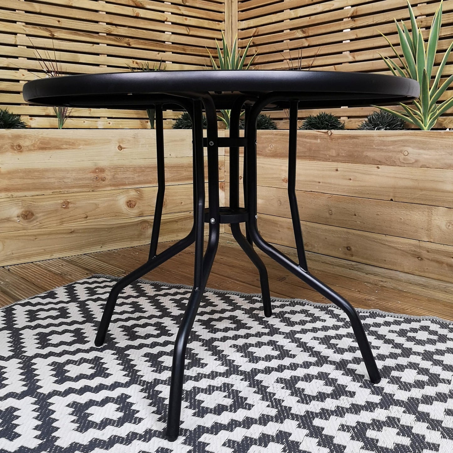 Samuel ALEXANDER 4 Person Round Black Garden Table with Glass Top & Parasol Hole
