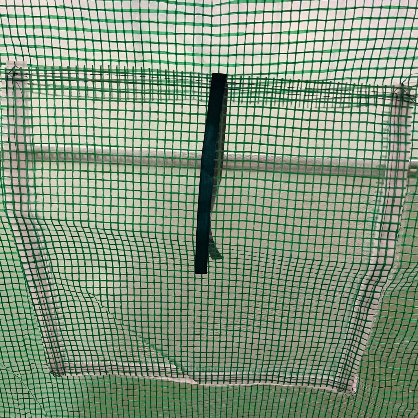 Outsunny Walk-in Polytunnel Greenhouse, Outdoor Garden Tunnel Greenhouse Tent with Zipped Roll-Up Door and 8 Mesh Windows, 4 x 2M