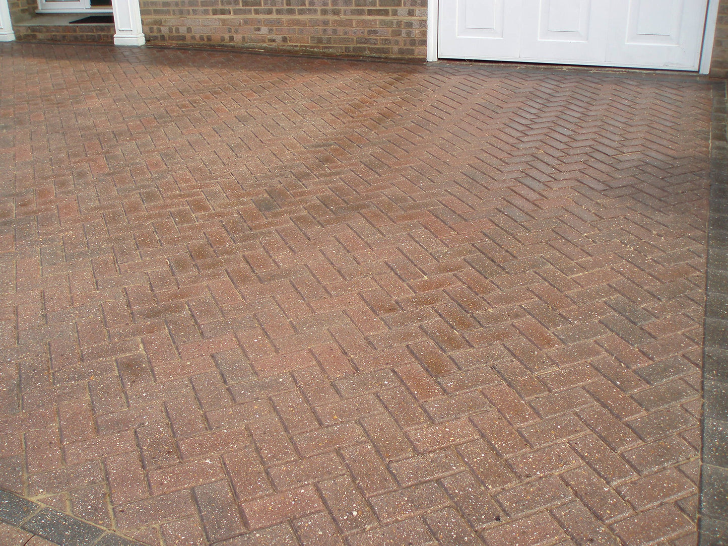 Smartseal Block Paving Sealer - Matt Finish - Easy to Apply, Block Paving Sealant. Durable Sand Hardener & Weed Inhibitor – Best Block Paving Sealer for Driveways, Paths & Patios (25 Litre)