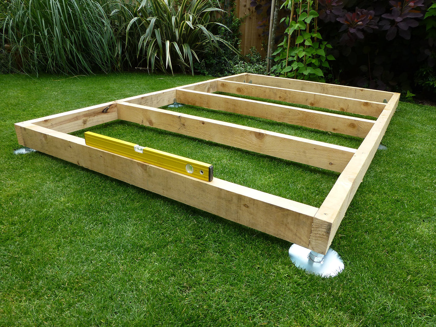 SHED BASE SYSTEM- QUICK JACK FOR SOFT SURFACES- SUITABLE FOR - 10 FT X 8 FT - GARDEN SHED- KIT3