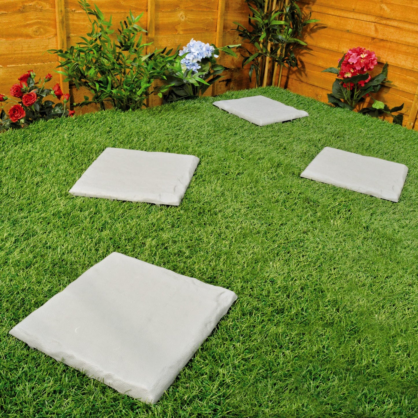 4 x Plastic Patio Stepping Stones – Easy To Install Lightweight Weatherproof Concrete Effect Anti-Slip Square Paving Slabs – Ideal for an Outdoor Garden Pathway or Patio, Each Measure 30 x 30cm