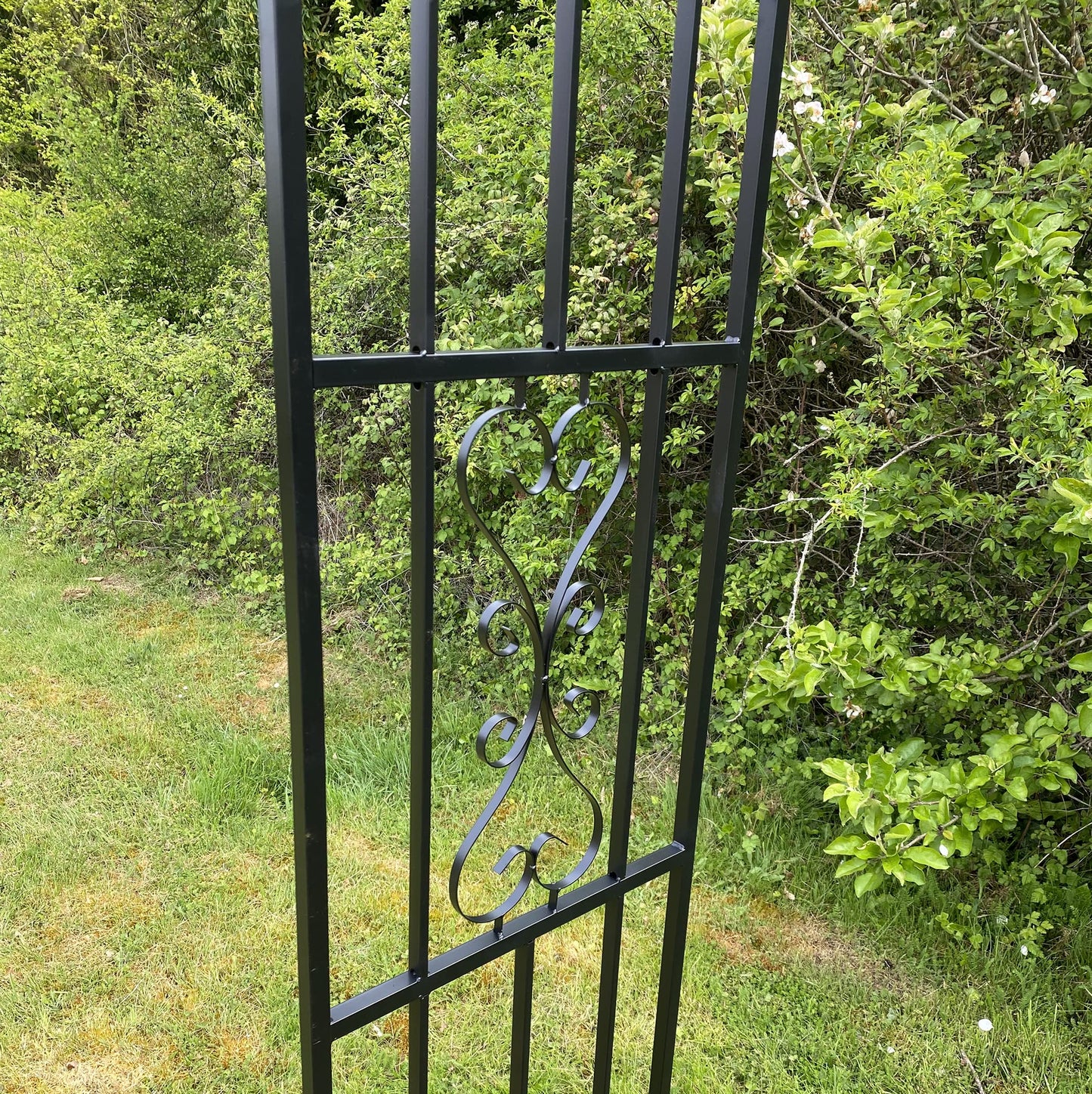 Selections Metal Amalfi Garden Arch