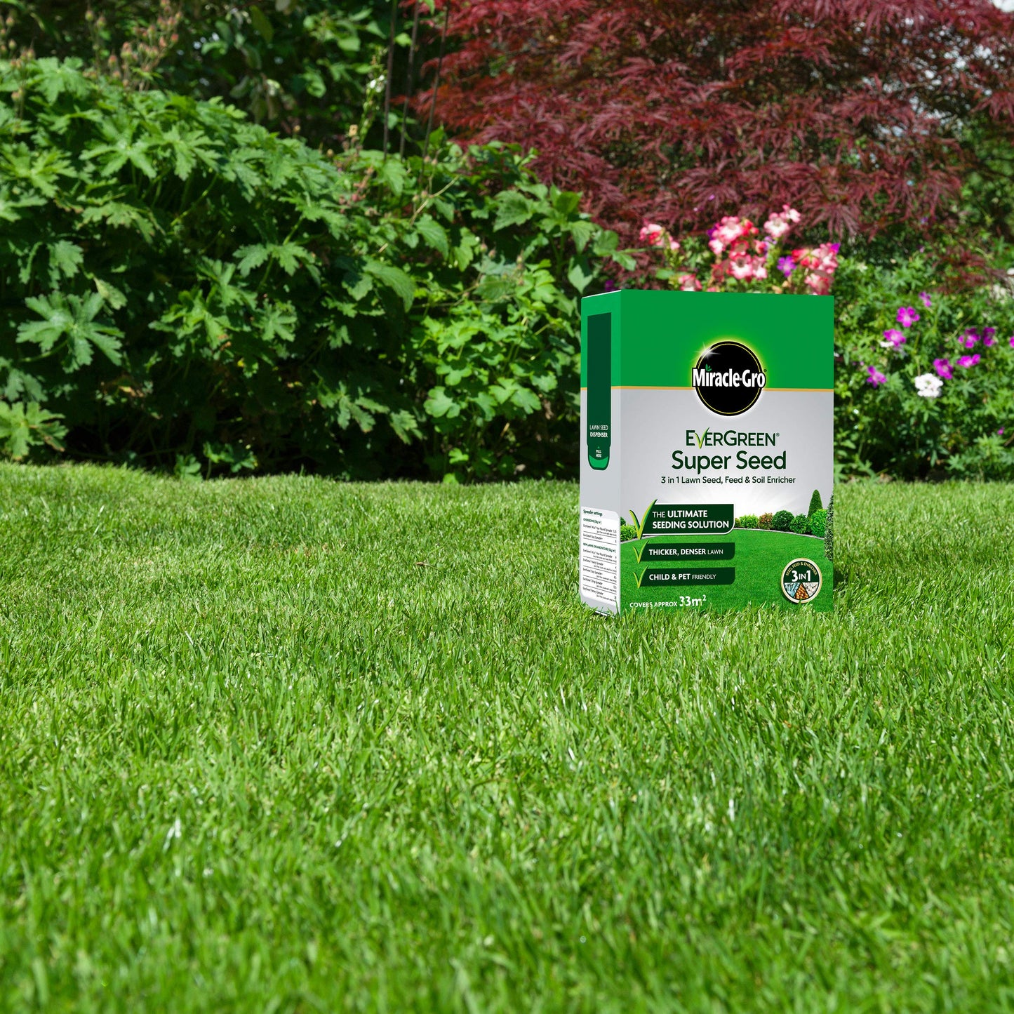 Miracle-Gro 119457 EverGreen Super Seed lawn Seed 1 kg - 33 m2, 3 in 1 Lawn Seed, Feed & Soil Enricher